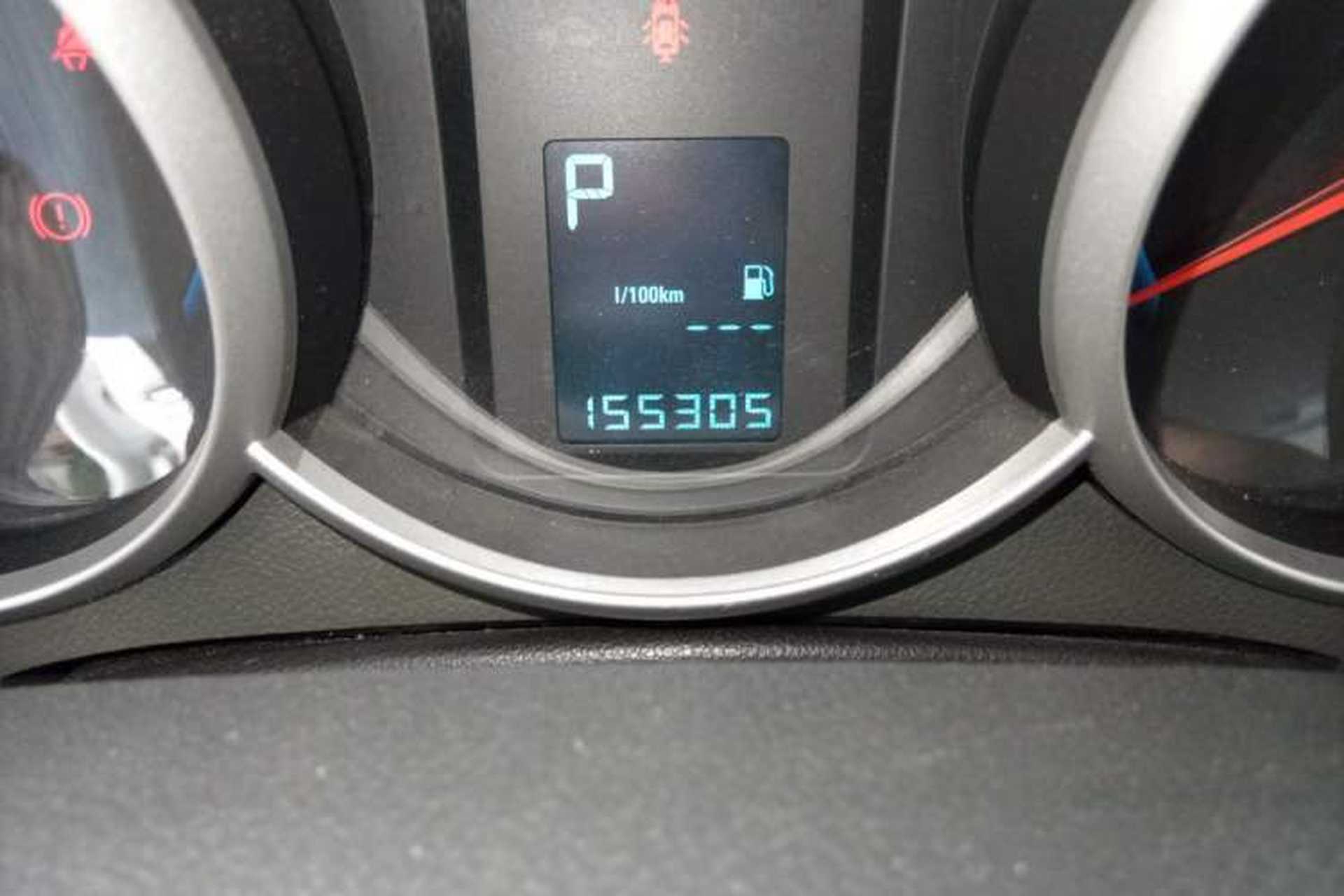 Used Chevrolet Cruze 2011 1.8L SE Automatic Odometer Close Up