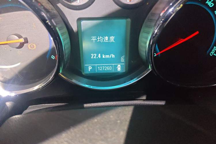 Used Chevrolet Cruze 2011 1.8L SX Automatic Transmission Odometer Close Up