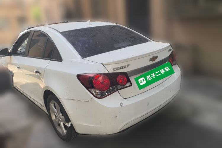 Used Chevrolet Cruze 2011 1.6T SE MT Rear Left 45 Deg