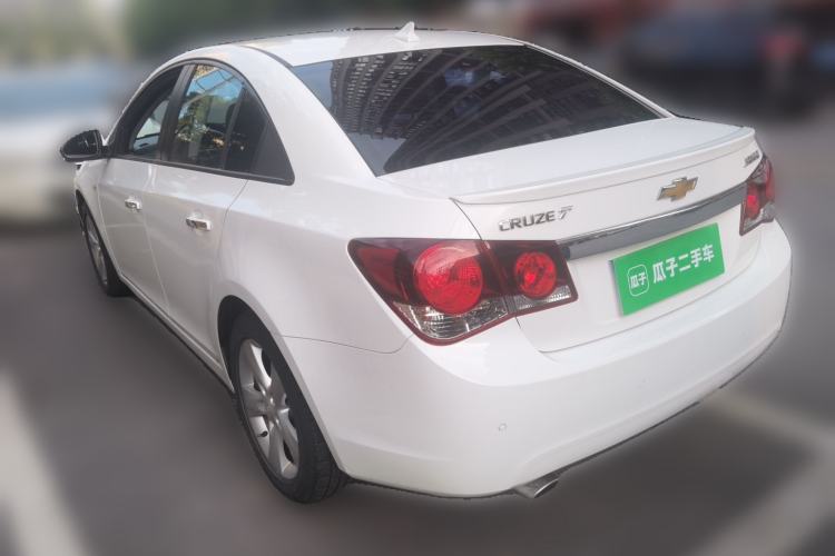 Used Chevrolet Cruze 2011 1.6T SE MT Rear Left 45 Deg
