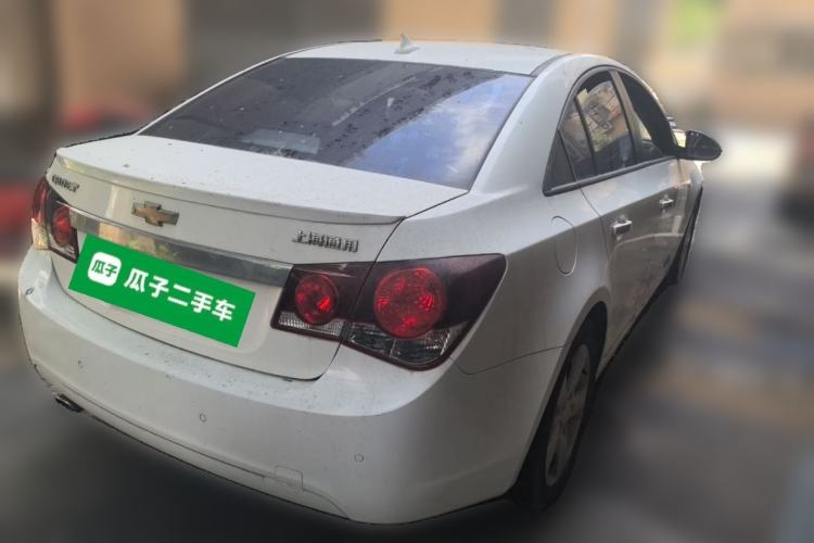 Used Chevrolet Cruze 2011 1.6T SE MT Rear Right 45 Deg