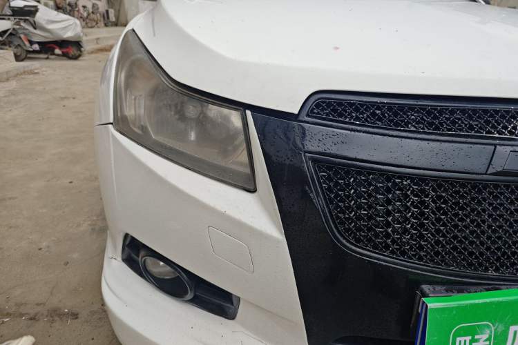 Used Chevrolet Cruze 2011 1.8L SX Automatic Transmission Right Front Headlight