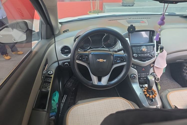 Used Chevrolet Cruze 2011 1.8L SX Automatic Transmission Steering Wheel
