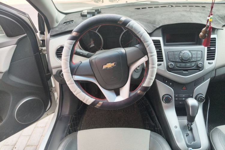 Used Chevrolet Cruze 2011 1.6L SE Automatic Steering Wheel