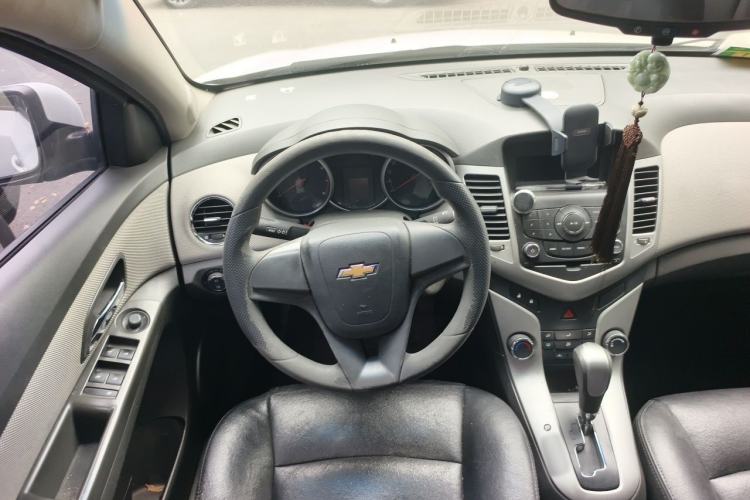 Used Chevrolet Cruze 2011 1.8L SE Automatic Steering Wheel