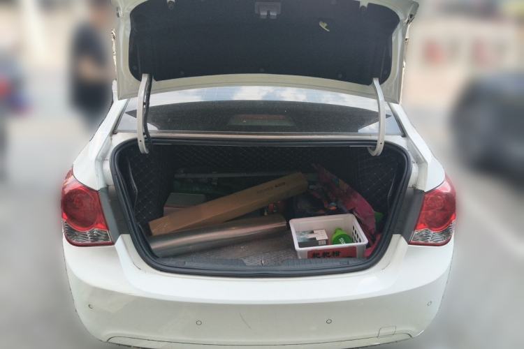 Used Chevrolet Cruze 2011 1.6L SE Automatic Trunk