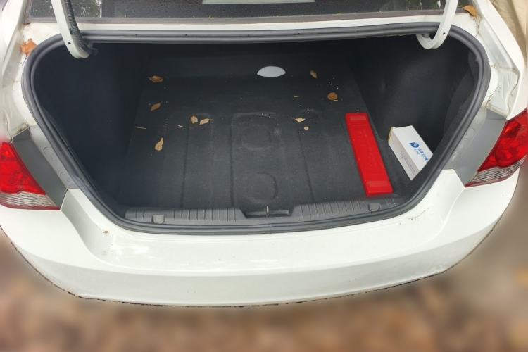 Used Chevrolet Cruze 2011 1.8L SE Automatic Trunk