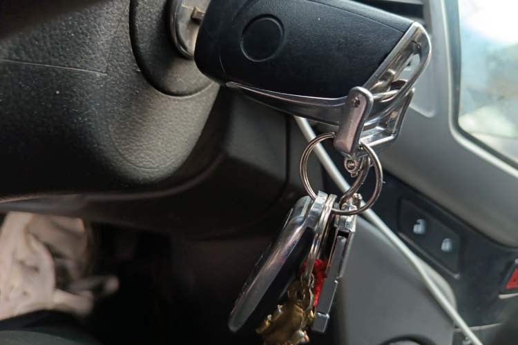 Used Chevrolet Cruze 2011 1.8L SE Automatic Vehicle Key