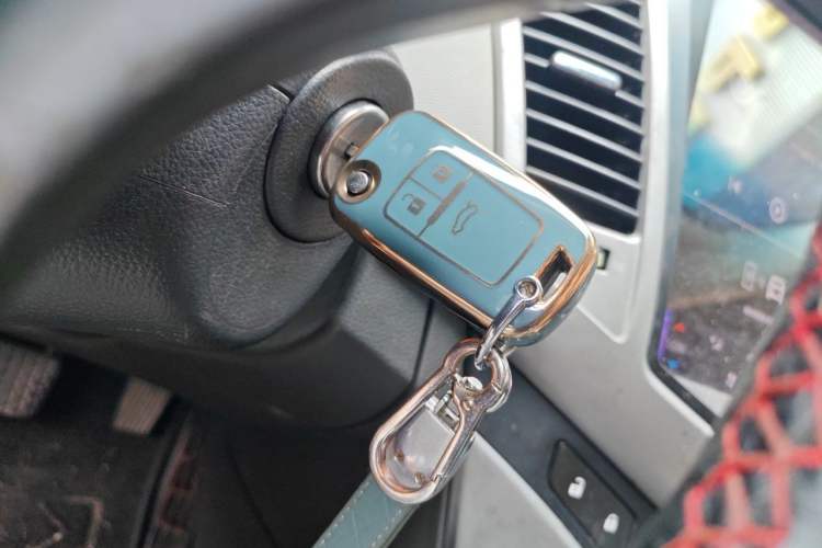 Used Chevrolet Cruze 2011 1.6L SL MT Vehicle Key