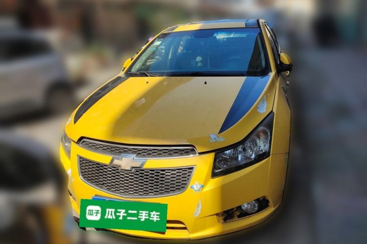 Used Chevrolet Cruze 2011 1.6L SE MT Transformers Edition Front