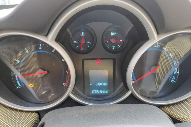 Used Chevrolet Cruze 2011 1.6L SE MT Transformers Edition Instrument Cluster