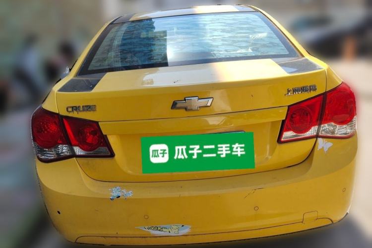 Used Chevrolet Cruze 2011 1.6L SE MT Transformers Edition Rear
