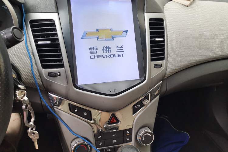 Used Chevrolet Cruze 2012 1.6L SE Automatic Audio And AC Panel