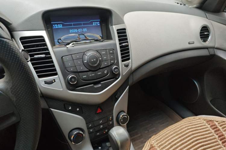 Used Chevrolet Cruze 2012 1.6L SE Automatic Audio And AC Panel