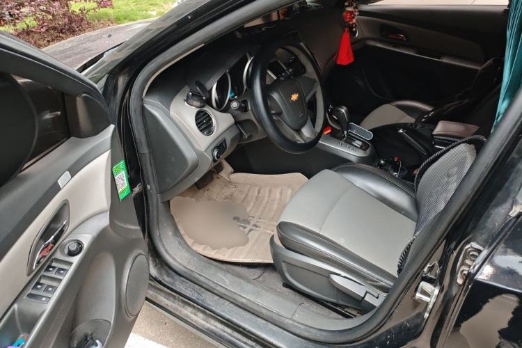 Used Chevrolet Cruze 2012 1.6L SL Grand Edition Automatic Driver Seat