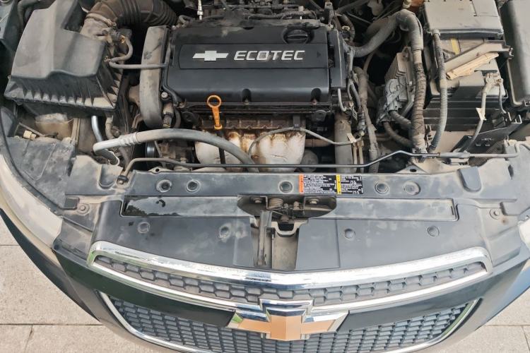 Used Chevrolet Cruze 2012 1.8L SE AT Engine Bay