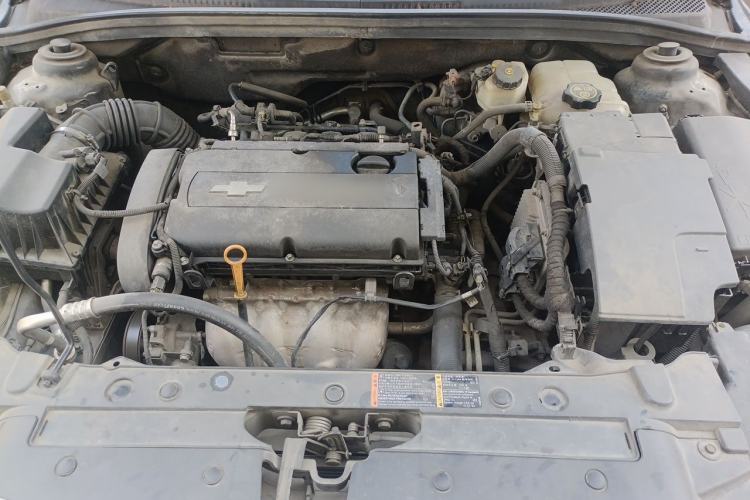 Used Chevrolet Cruze 2012 1.8L SE AT Engine Bay