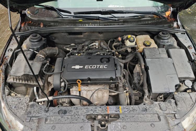 Used Chevrolet Cruze 2012 1.6L SE Automatic Engine Bay