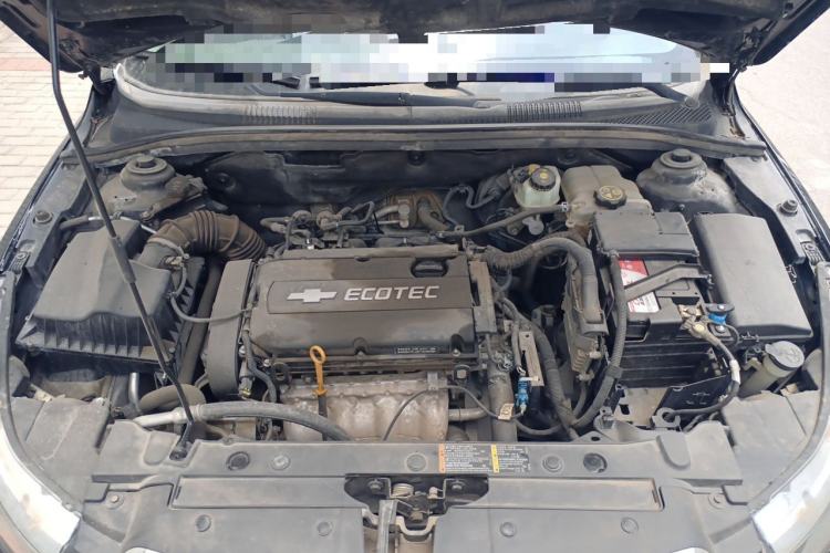 Used Chevrolet Cruze 2012 1.6L SE MT Engine Bay