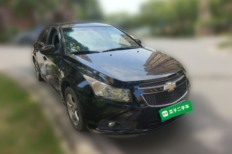 Used Chevrolet Cruze 2012 1.6L SE MT Front Right 45 Deg