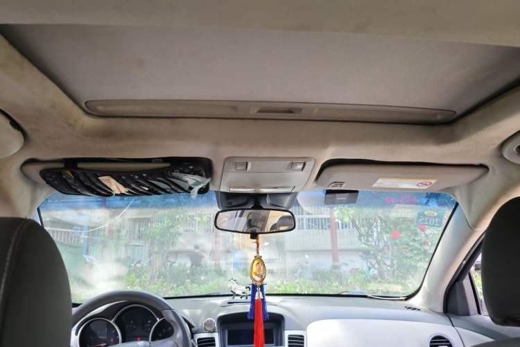Used Chevrolet Cruze 2012 1.6L SE MT Headliner