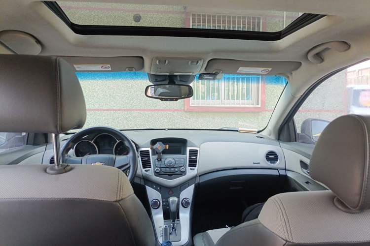 Used Chevrolet Cruze 2012 1.8L SE AT Headliner