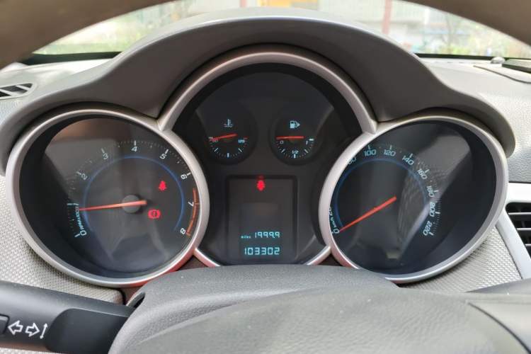 Used Chevrolet Cruze 2012 1.6L SE MT Instrument Cluster