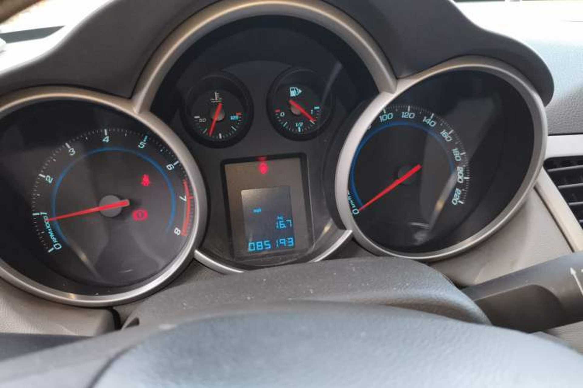 Used Chevrolet Cruze 2012 1.6L SL Grand Edition Manual Transmission Instrument Cluster