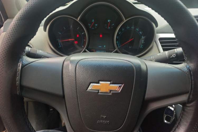 Used Chevrolet Cruze 2012 1.6L SE MT Instrument Cluster