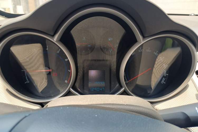 Used Chevrolet Cruze 2012 1.6L SE MT Instrument Cluster