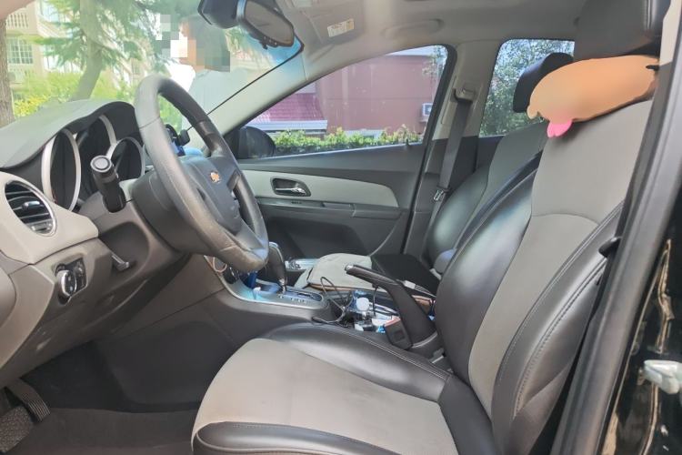 Used Chevrolet Cruze 2012 1.8L SE AT Left Front Seat