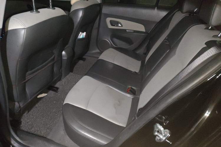 Used Chevrolet Cruze 2012 1.8L SE AT Left Rear Seat