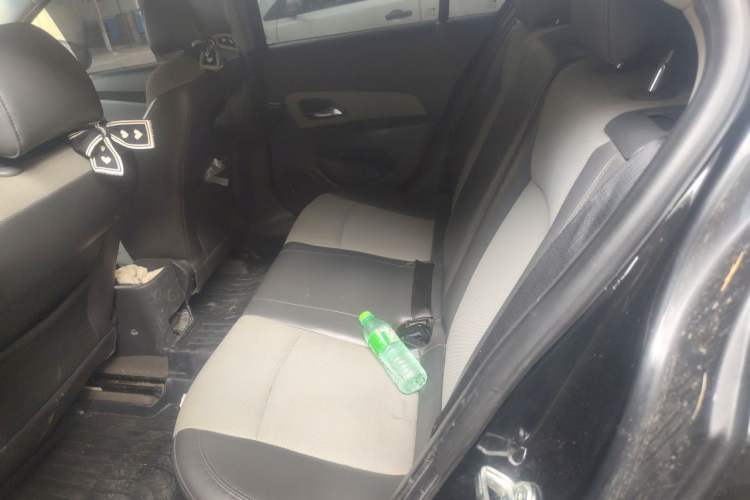 Used Chevrolet Cruze 2012 1.6L SL Grand Edition Manual Transmission Left Rear Seat