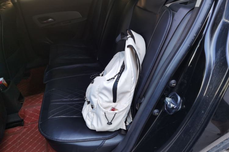 Used Chevrolet Cruze 2012 1.6L SL MT Left Rear Seat