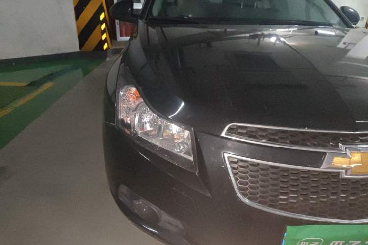 Used Chevrolet Cruze 2012 1.8L SE AT Right Front Headlight