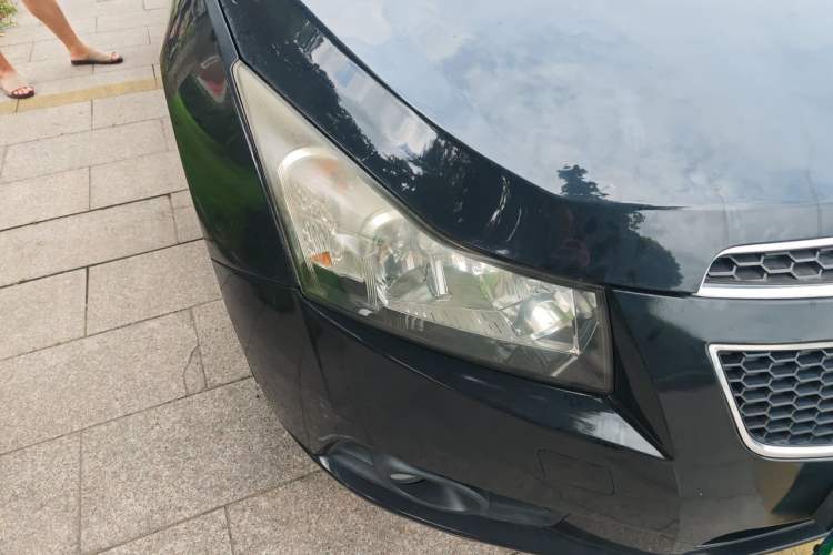 Used Chevrolet Cruze 2012 1.8L SE AT Right Front Headlight
