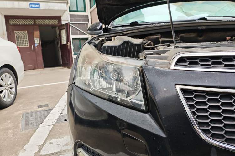 Used Chevrolet Cruze 2012 1.6L SL Grand Edition Automatic Right Front Headlight
