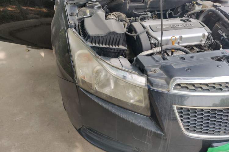 Used Chevrolet Cruze 2012 1.6L SL MT Right Front Headlight