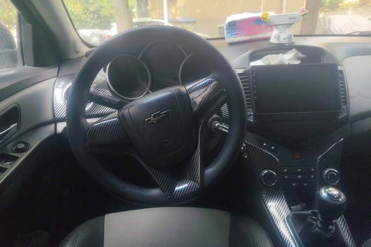 Used Chevrolet Cruze 2012 1.6L SL Grand Edition Manual Transmission Steering Wheel