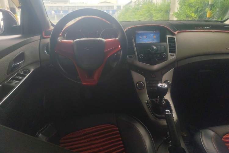 Used Chevrolet Cruze 2012 1.6L SE MT Steering Wheel