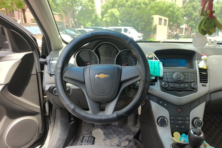 Used Chevrolet Cruze 2012 1.6L SE MT Steering Wheel