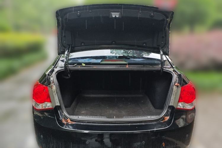 Used Chevrolet Cruze 2012 1.6L SE Automatic Trunk
