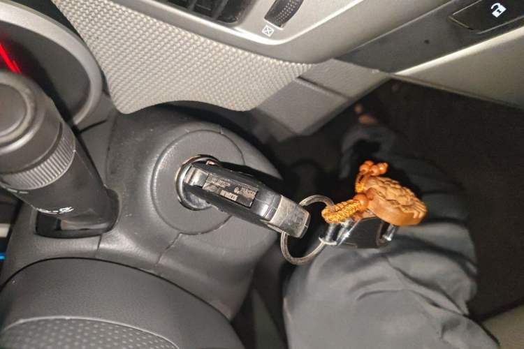 Used Chevrolet Cruze 2012 1.8L SE AT Vehicle Key