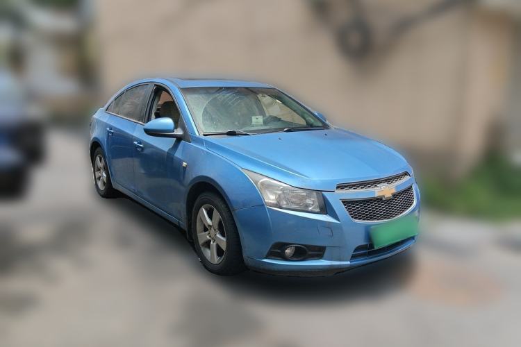 Used Chevrolet Cruze 2012 1.6L SE MT Front Right 45 Deg
