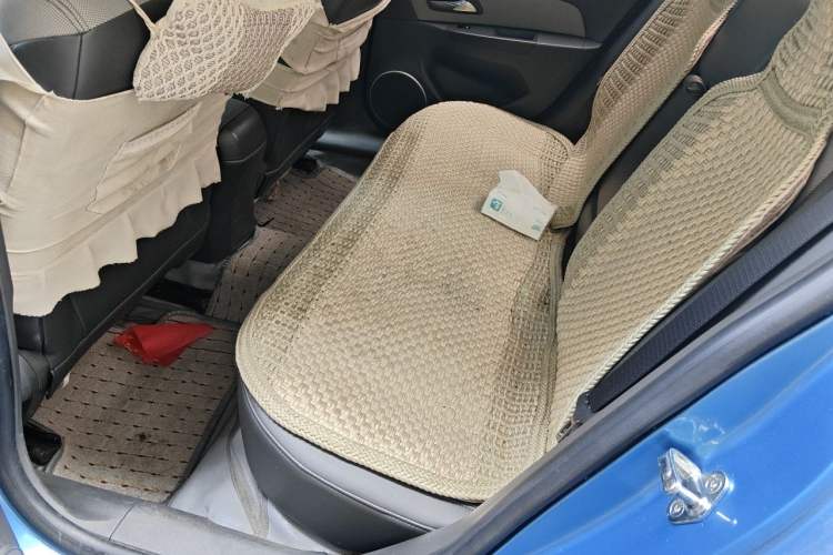 Used Chevrolet Cruze 2012 1.6L SE MT Left Rear Seat
