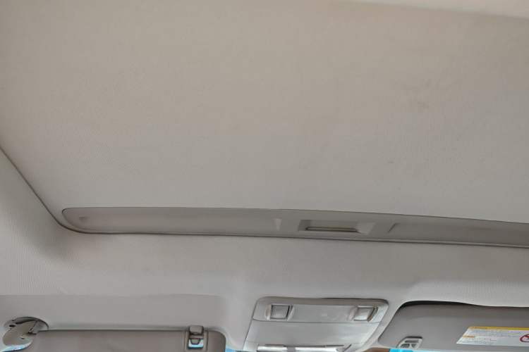Used Chevrolet Cruze 2012 1.6L SE MT Headliner