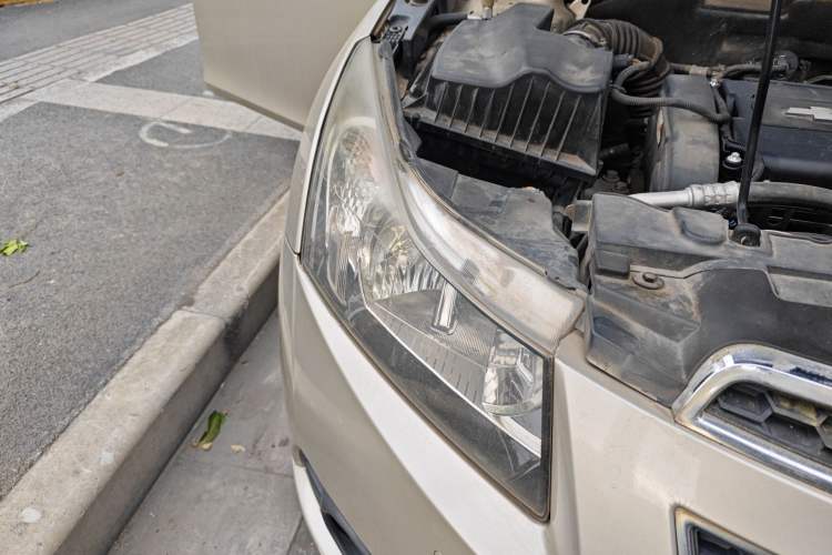 Used Chevrolet Cruze 2012 1.6L SE MT Right Front Headlight
