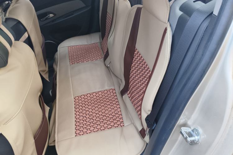 Used Chevrolet Cruze 2012 1.8L SE AT Left Rear Seat