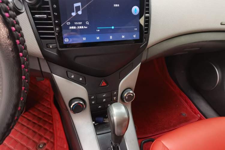 Used Chevrolet Cruze 2012 1.6L SE Automatic Audio And AC Panel