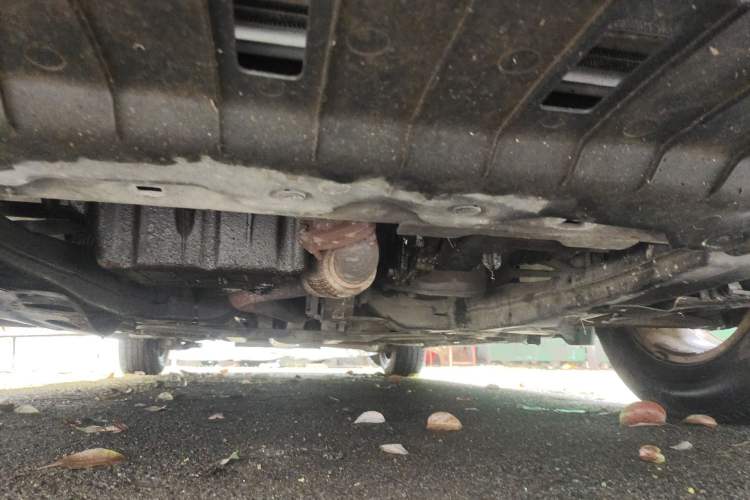 Used Chevrolet Cruze 2012 1.6L SE MT Chassis Front